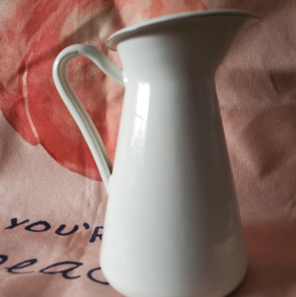 Enamel cream milk Pitcher